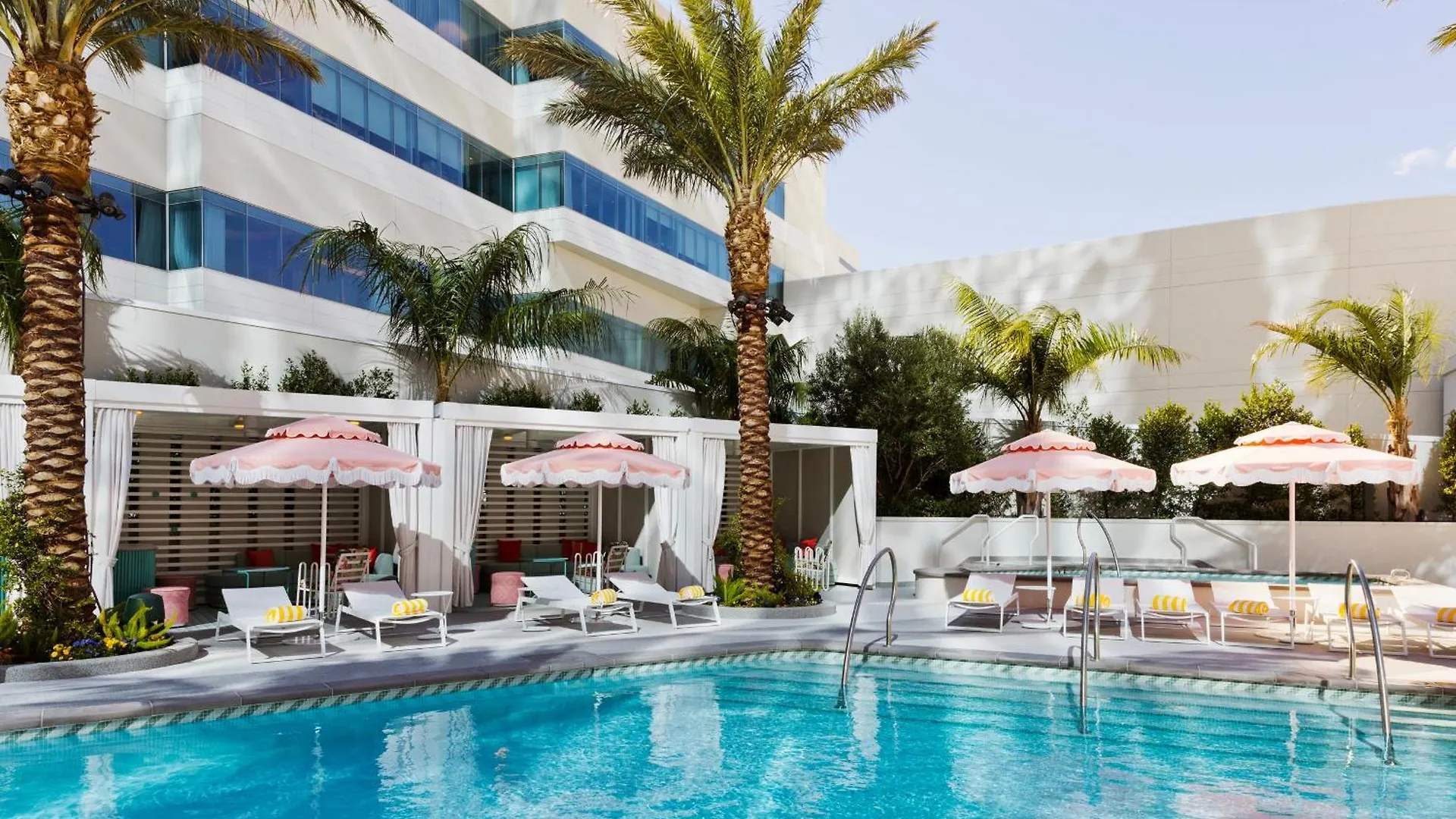 Fontainebleau Las Vegas 5*,